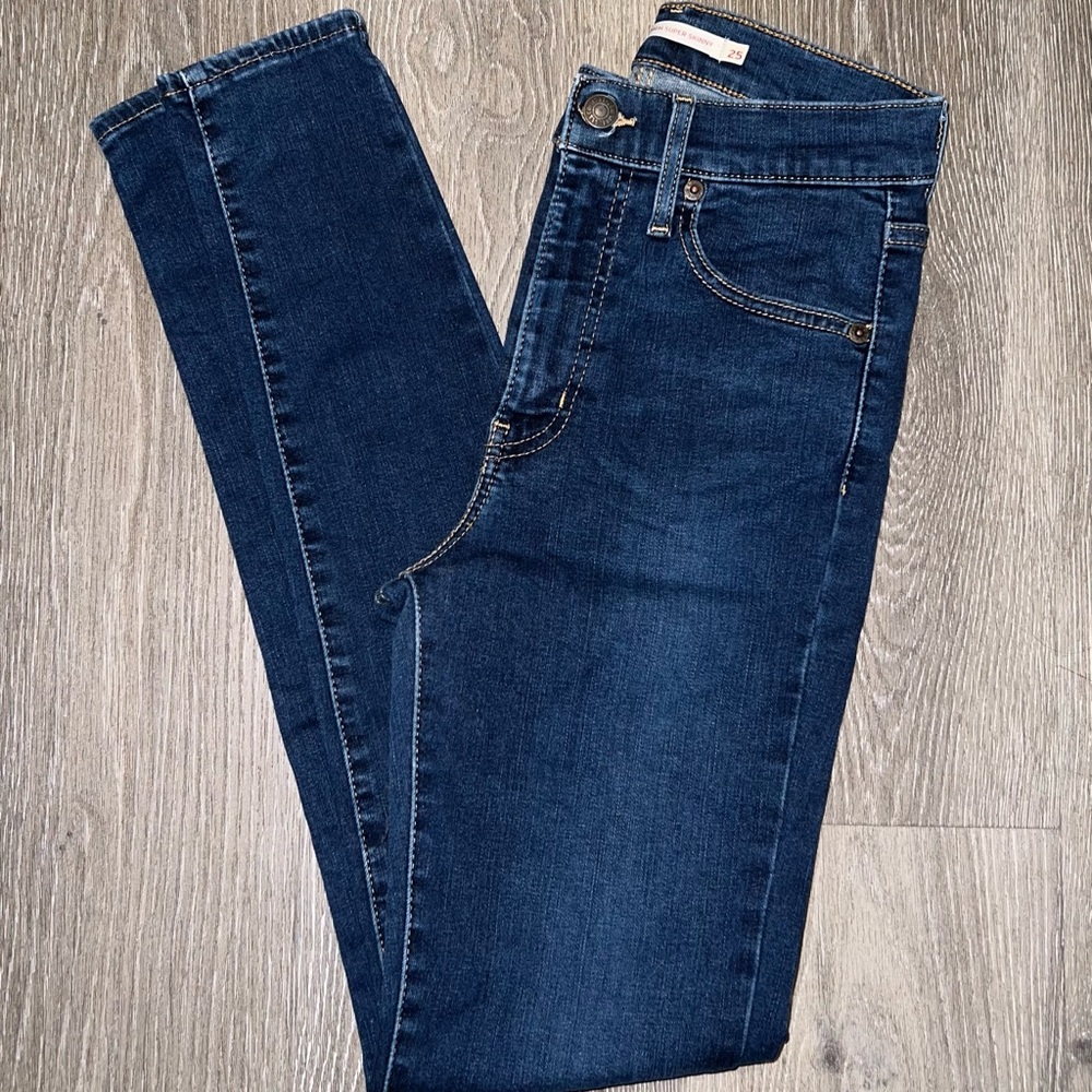 Levi’s Mile High Skinny Jeans
